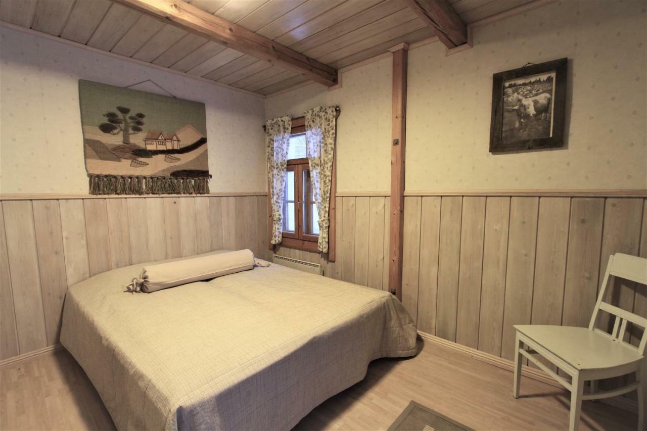 科利欢乐时光小屋酒店 Ahmovaara 外观 照片
